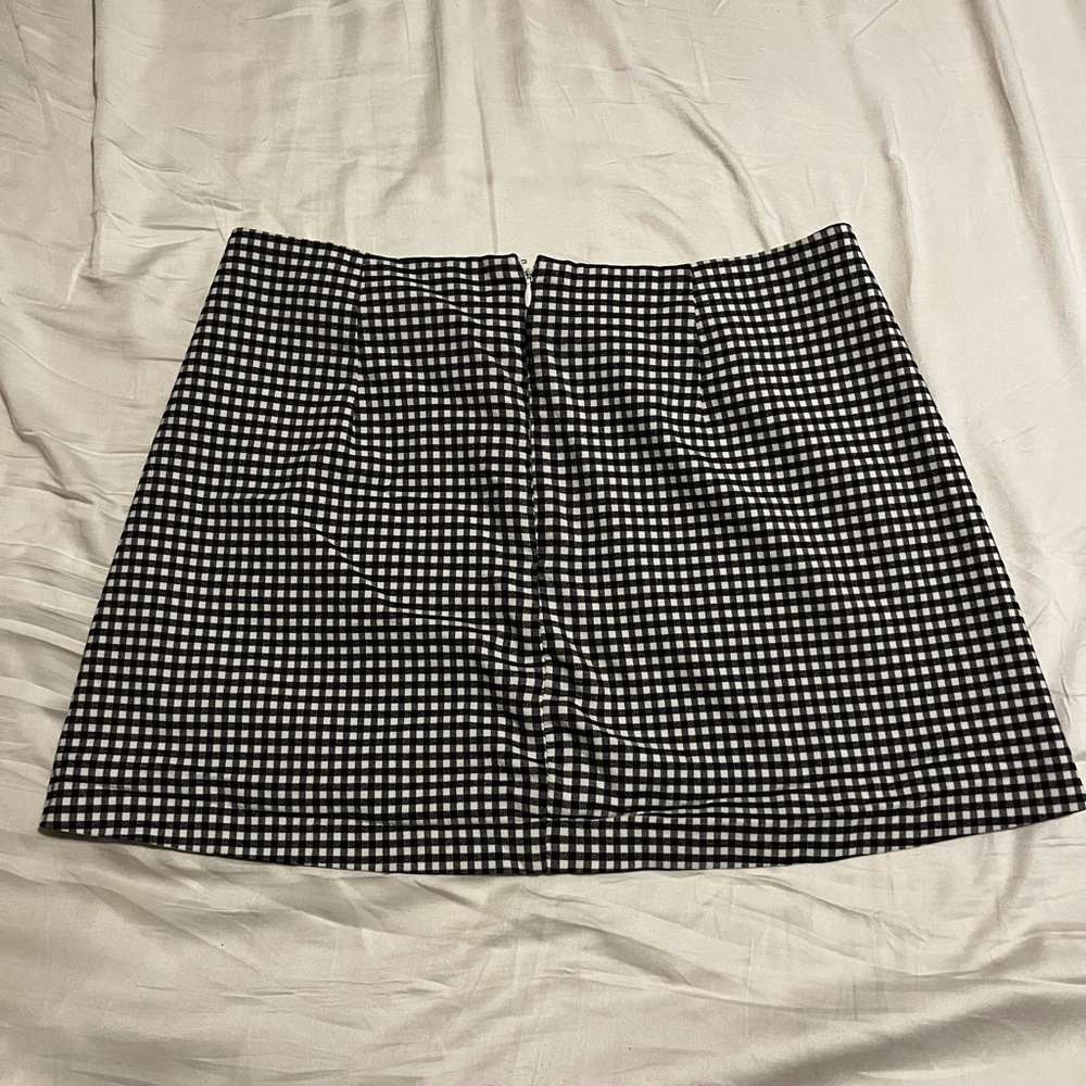 Black and White Checkered Mini Skirt - Picture 2 of 3